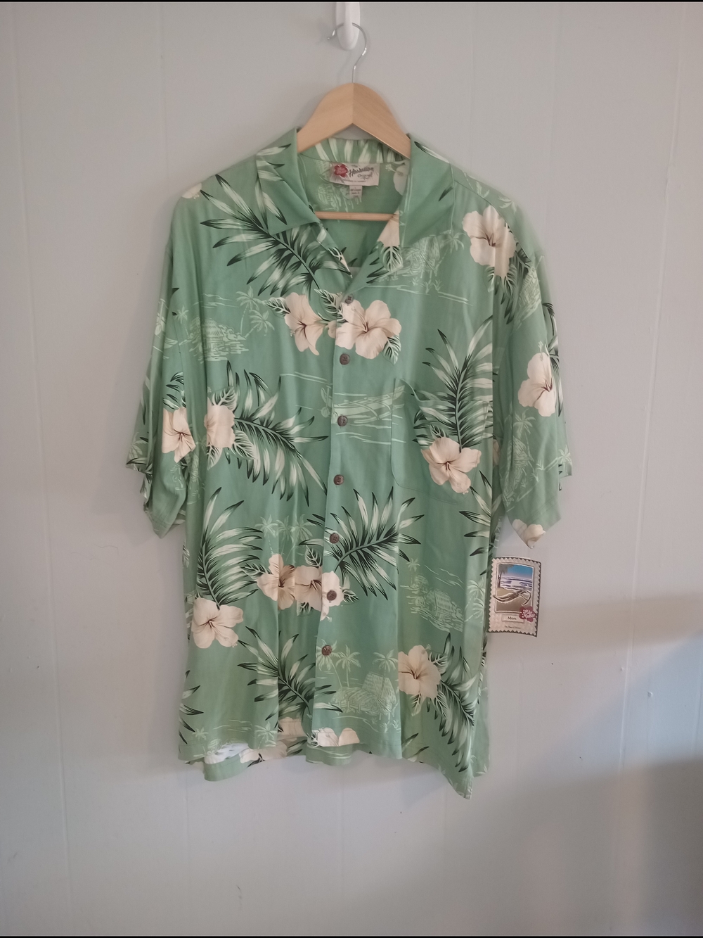 NWT Hilo Hattie Tropical Print Shirt Size L